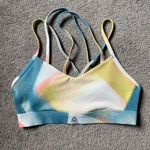 Rebook hero strappy bra